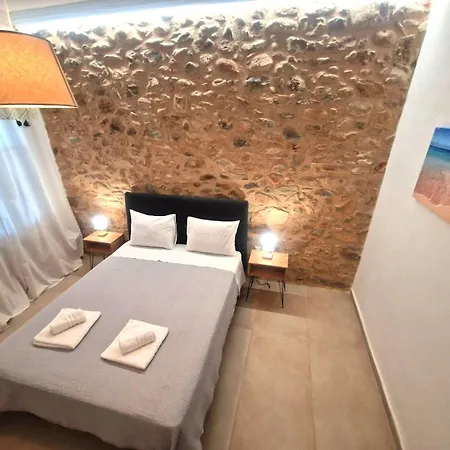 Stone Apartment Close To The Airport Spáta Exterior foto