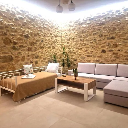 Stone Apartment Close To The Airport Spáta Exterior foto