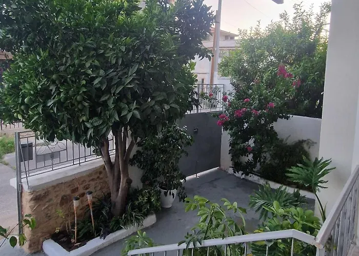 Stone Apartment Close To The Airport