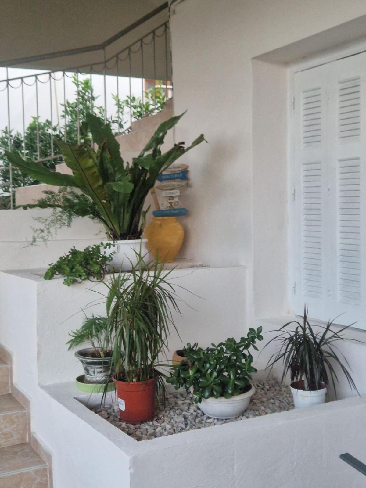 Apartment Stone Close To The Airport *